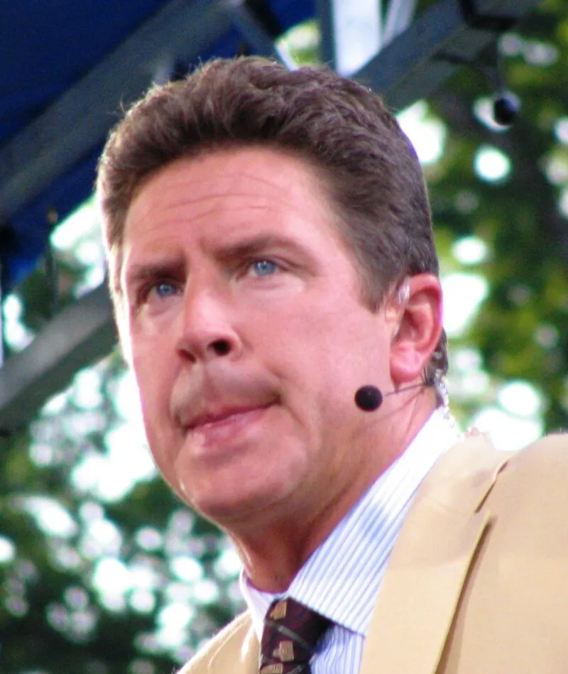 Dan Marino Net Worth 2026 - How They Built Their Fortune