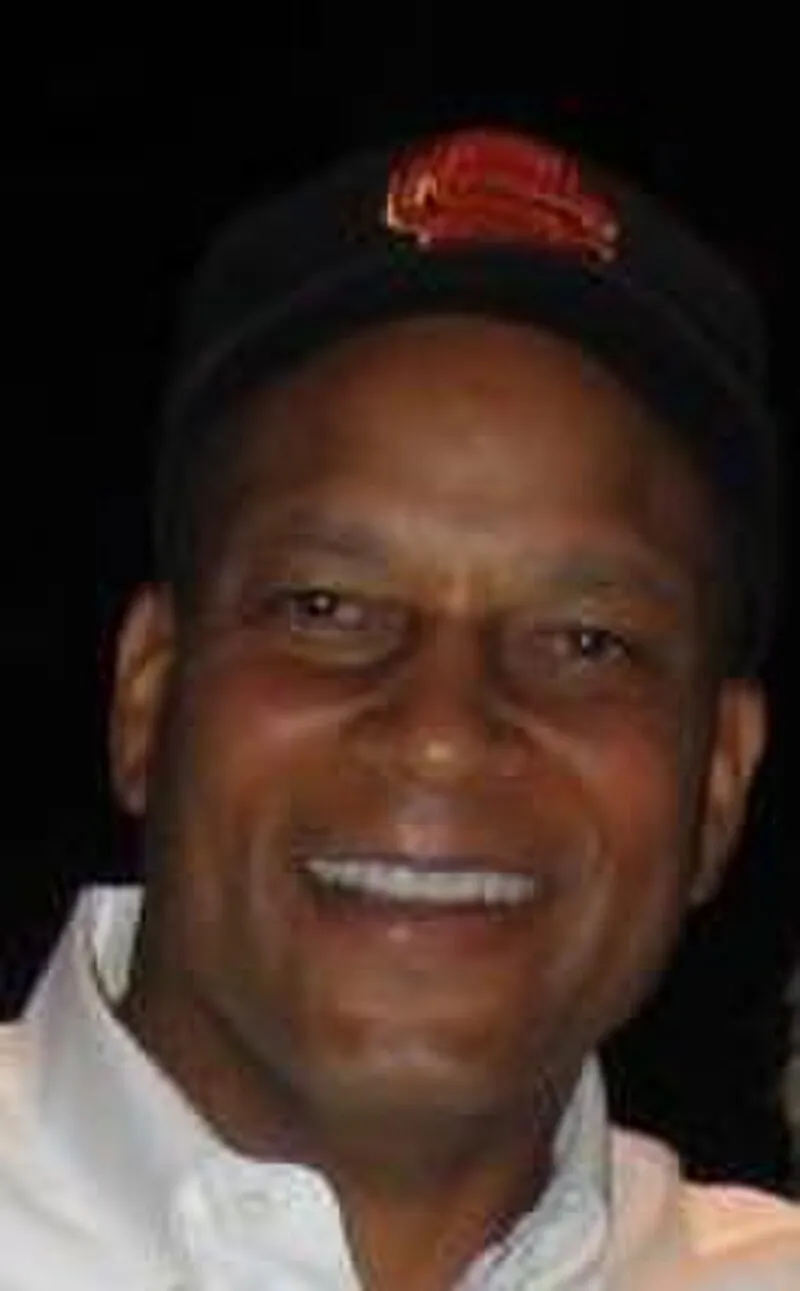 Ronnie Lott Net Worth 2026 - How They Built Their Fortune